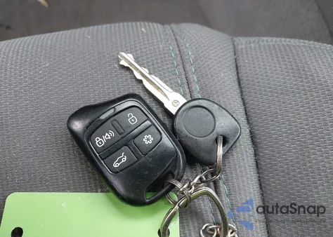 2013 Chevrolet Traverse Ls из США, поврежденный, VIN 1GNKRFED9DJ178932